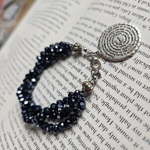 Elegant Silver and Black Beaded Bracelet